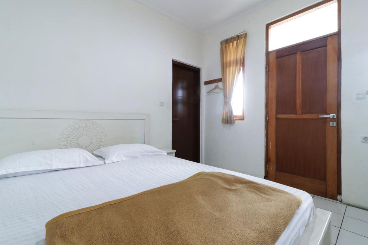 Jayagiri Guesthouse By Belgareti Лембанг Екстериор снимка